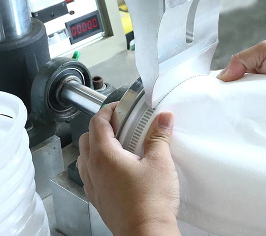 Liquid Filter Bag Top Attaching